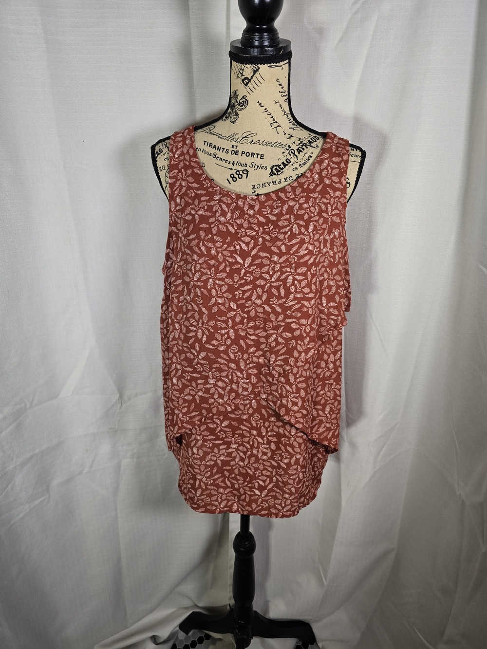 Ava & Viv Rust Leaf-Print Layered Tank Top